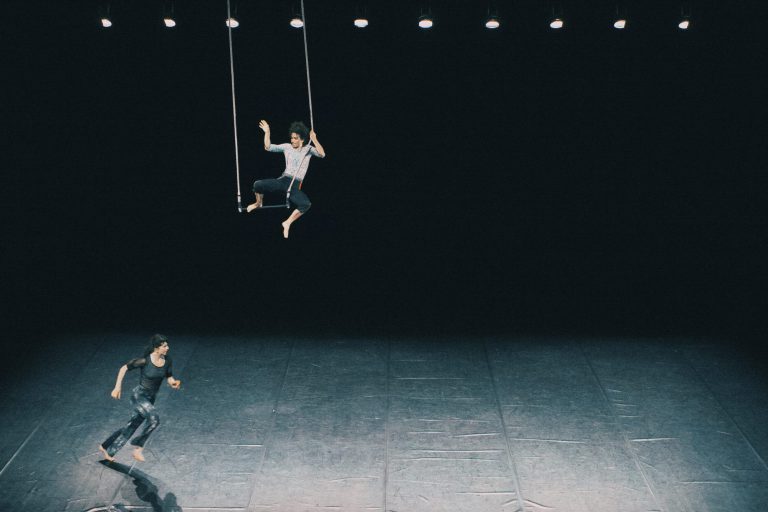 En haut en bas — Espace Glenmor